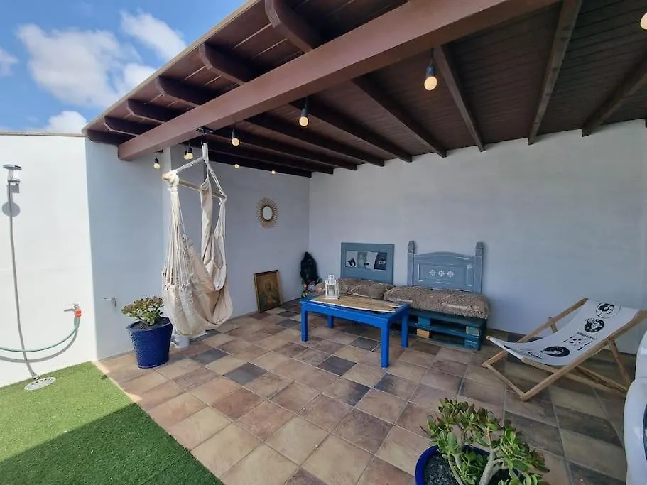 CotilloBel Air Surf Escape公寓